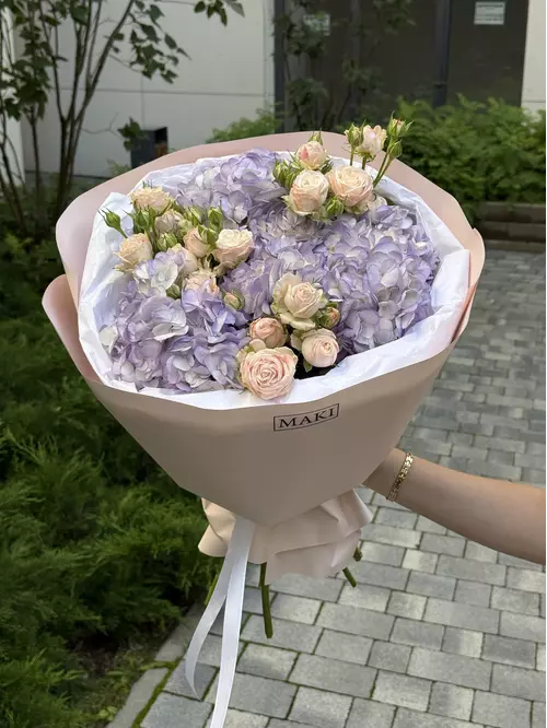 Купить букет "Аметистовый бархат" с доставкой в Томске