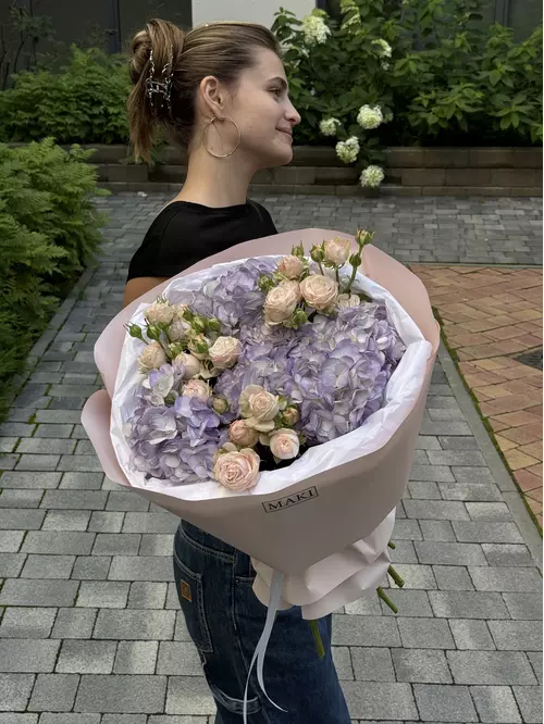 Купить букет "Аметистовый бархат" в Томске
