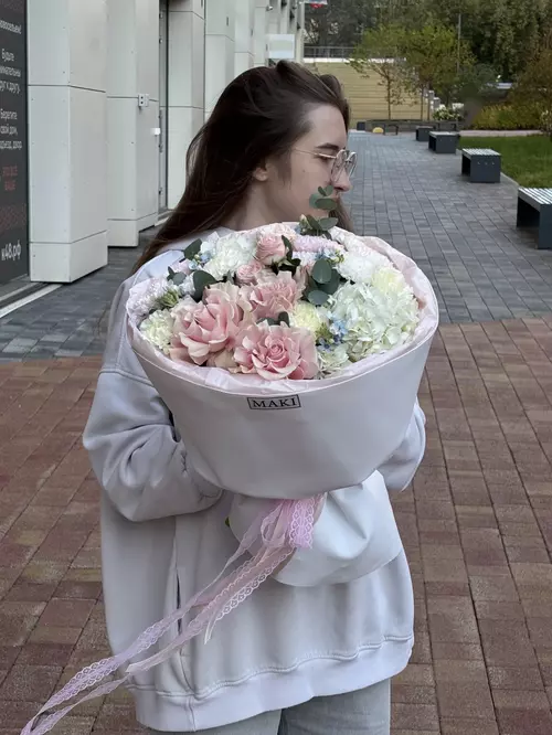 Купить букет "Зефирный шелк" с доставкой в Томске