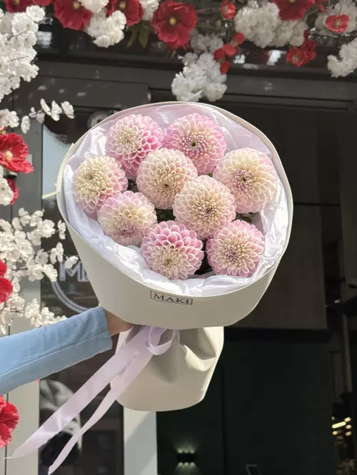 Купить георгины в Томске с доставкой